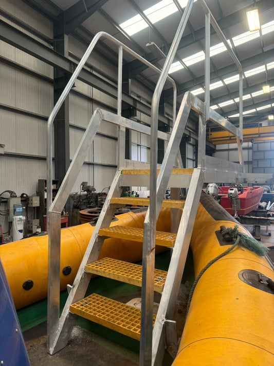 Aluminium access platform